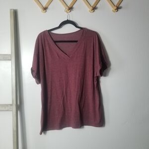 WOMEN'S V-NECK BURGUNDY WITH WHITE BLOUSE SIZE 2XL